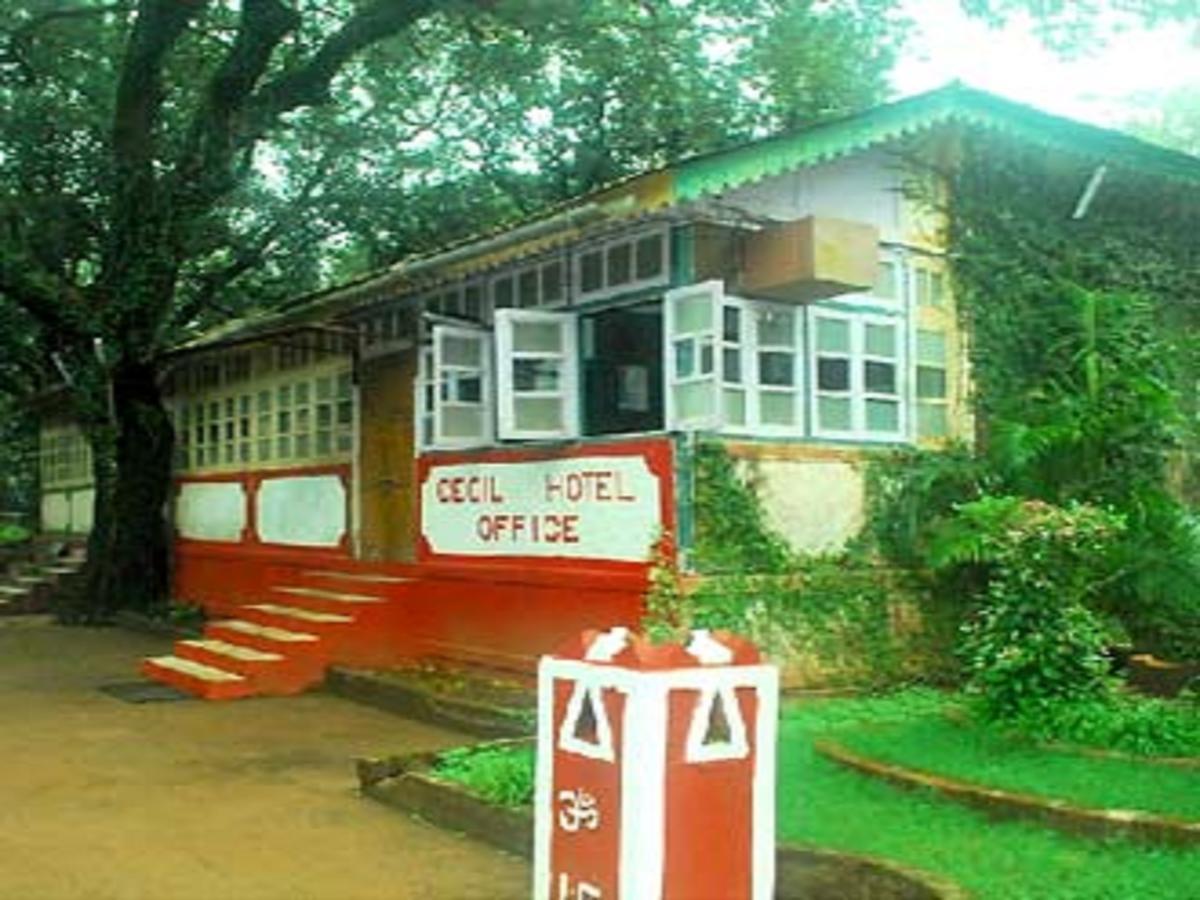 Cecil Hotel Mātherān Exterior foto